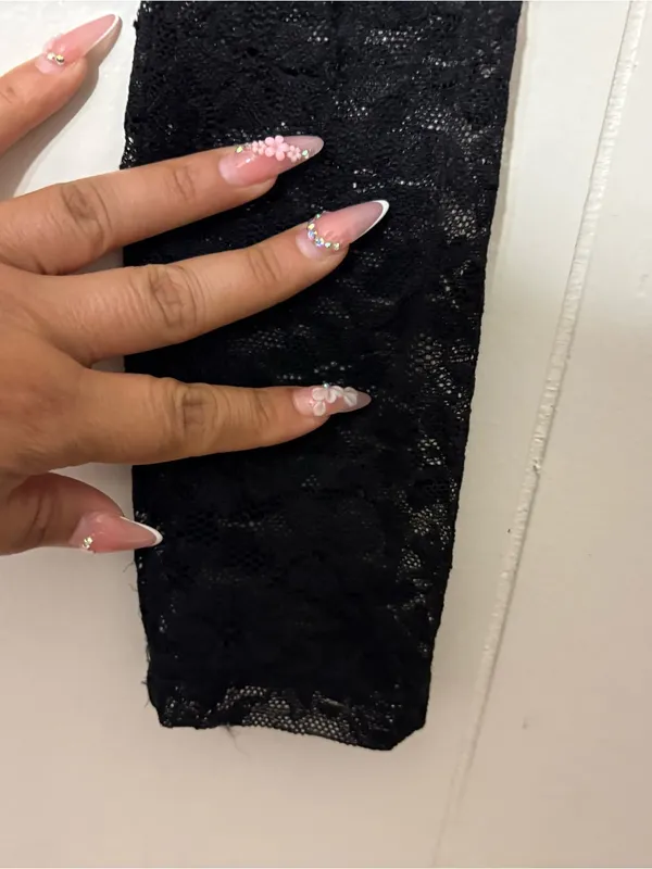 Outcast Black Sheer Floral Lace Ring Detail Long Sleeve Crop Top Women’s Medium - Image 4