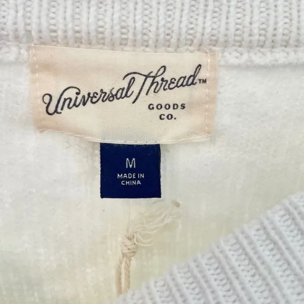 Universal Threads Alpine Hotel Cream Boucle Sweatshirt Womens Medium NWT - Image 6