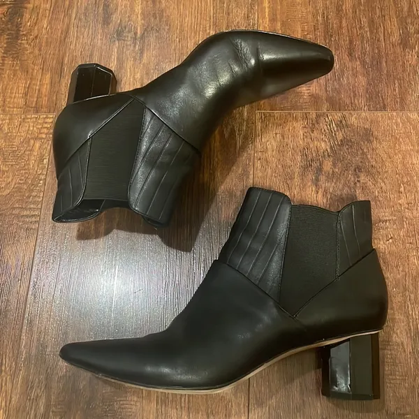 Donald J Pliner Fate leather ankle booties - Image 5
