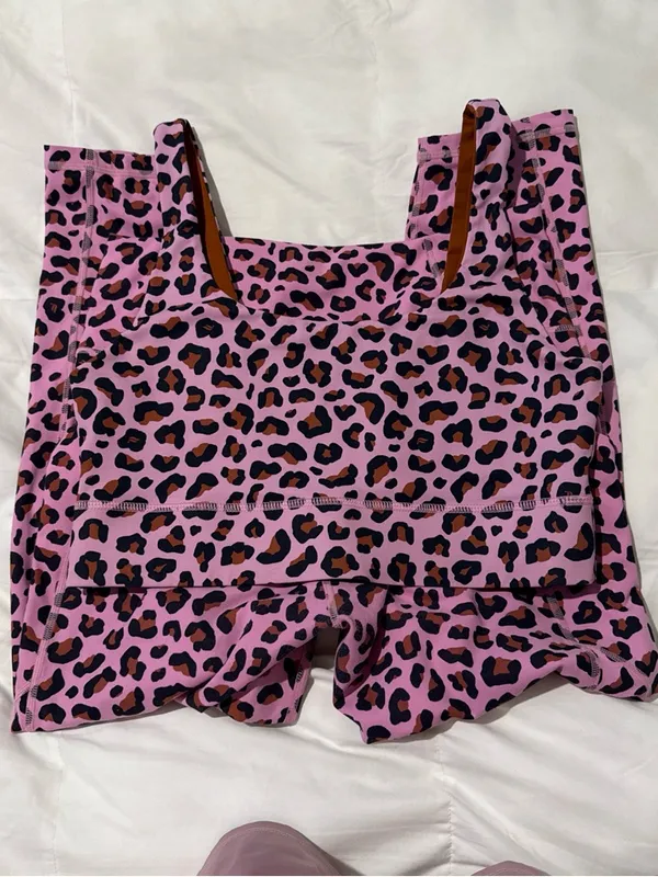 Fabletics Pink Leopard Print Leggings & Sports Bra Set - Image 4