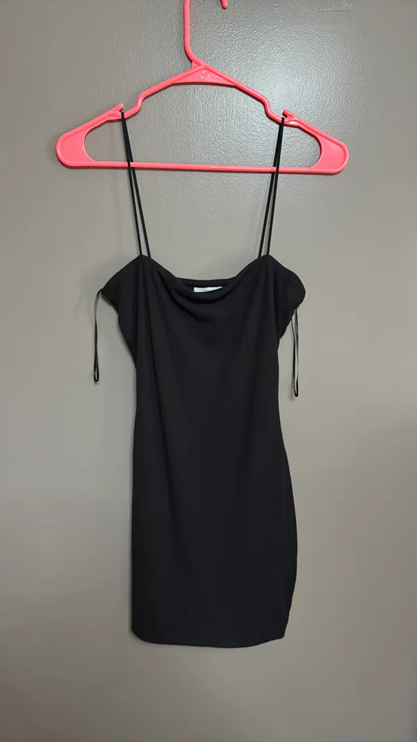 black dress - Image 2