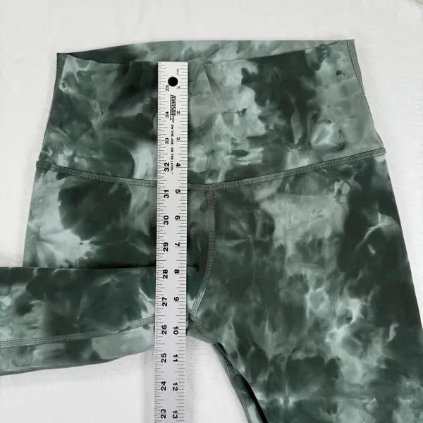 Lululemon Align High Rise Tie Dye Leggings‎ Women Size 6 Green Black Yoga Pants - Image 3
