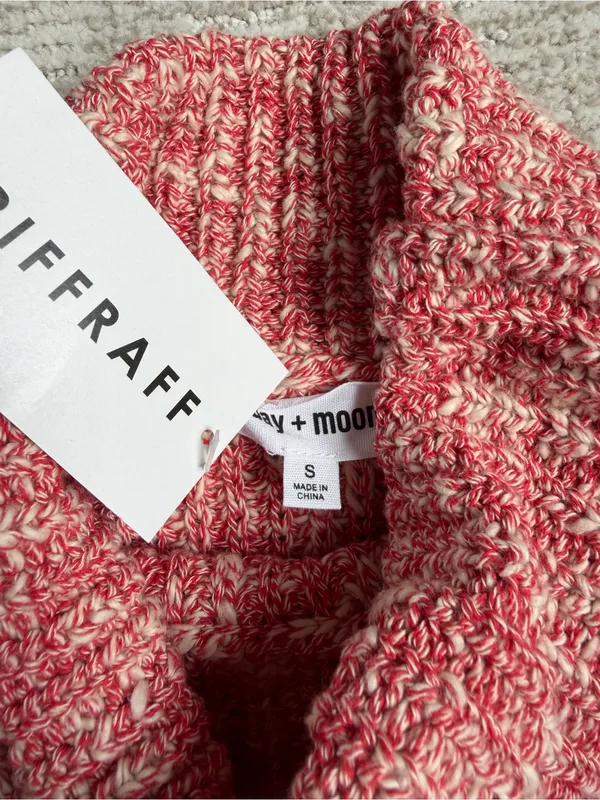 Sleeveless Cropped Turtle Neck Sweater red Pink - Image 3