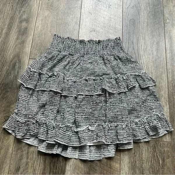 Altar’d State Tiered Ruffle Black and White Printed Smocked Skirt Size Medium - Image 10