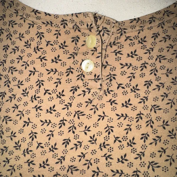 American Eagle Vintage floral Henley shirt - Image 4