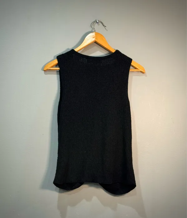 Black Marled Knit Sleeveless Twist Hem Sweater Size M EUC - Image 4