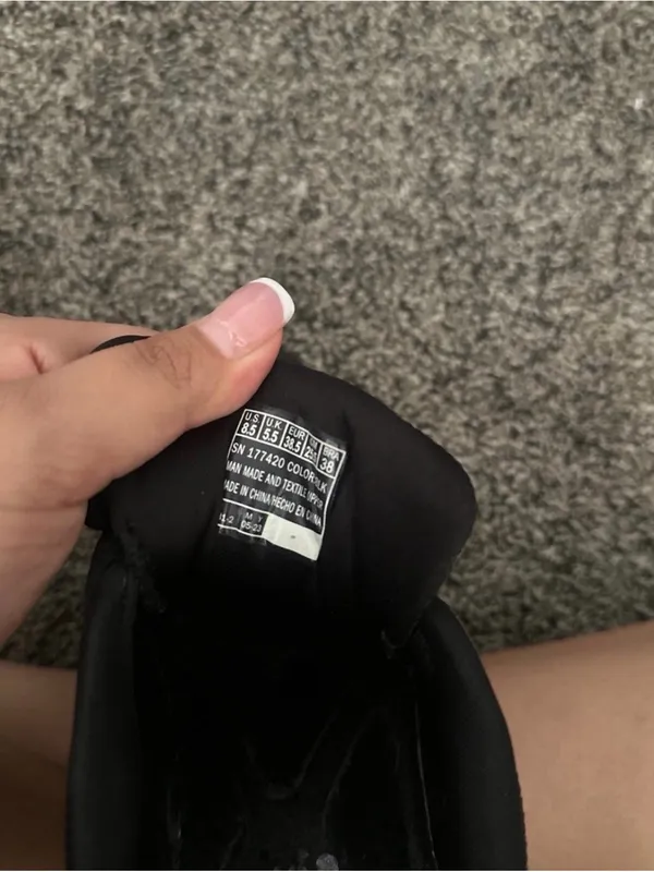 Skechers Black Size 8.5 0492 - Image 5