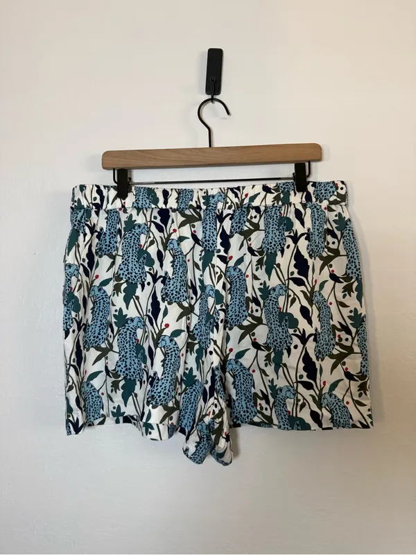Boden Shorts in Sierra Blue Jaguar Print - Image 3