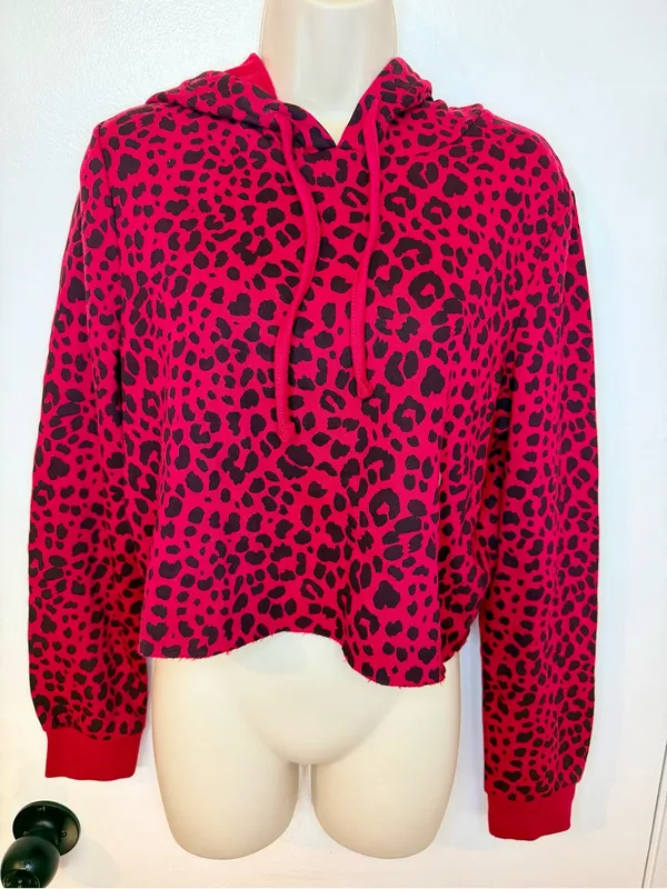 NWT True Religion Red Leopard Print Cropped Hoodie Size Small - Image 2