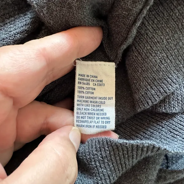 American Eagle Retro  Outfitters Gray Cropped Button Down Sweater Size XXL - Image 5
