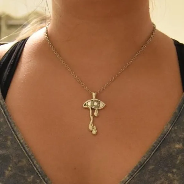 Trippy Dripping Eye Necklace Silver - Image 5