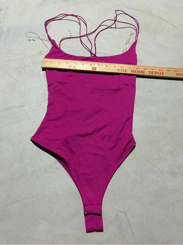 Windsor NWT Hot Pink tank top bodysuit with Strappy Back medium - Image 4