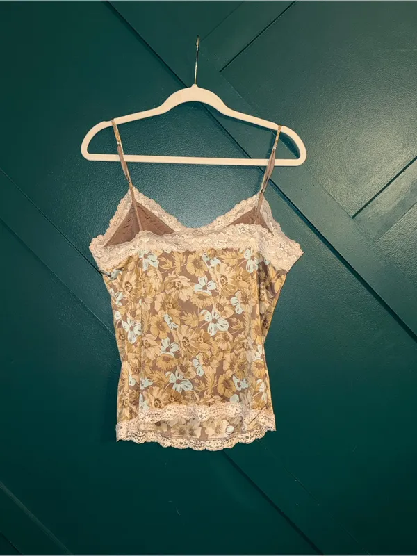 The Limited Y2K Vintage Inspired Floral Lace Conquette Trim Cami Tank Top Boho Cottagecore - Image 3