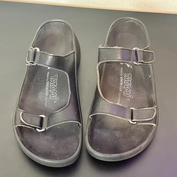 Tatami Birkenstock Platform Sandals Womens 9 Black Leather Double Strap Slides - Image 15