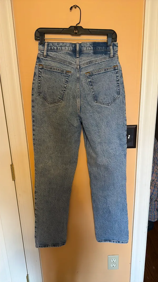 Abercrombie 90s Straight Ultra High-Rise Jeans Curve - Image 4