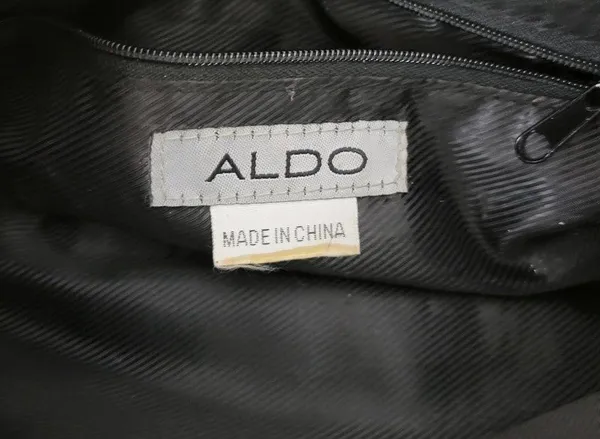 Vintage Aldo Womens Shoulder Bag 11" x 5" Black Leather Y2K Studded Snap Closure - Image 3