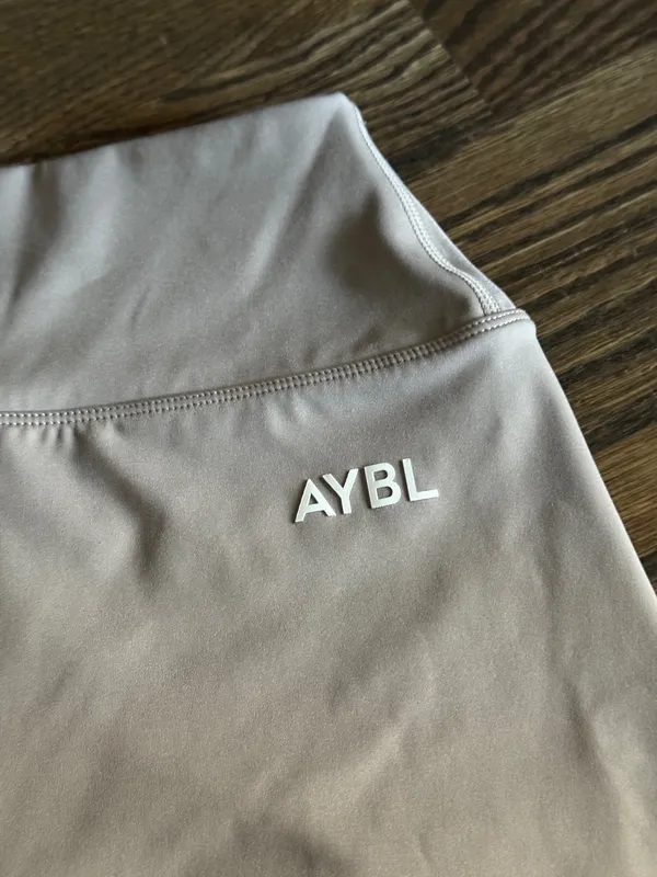 Aybl courtside 5” shorts activewear workout bottoms mocha small - Image 2
