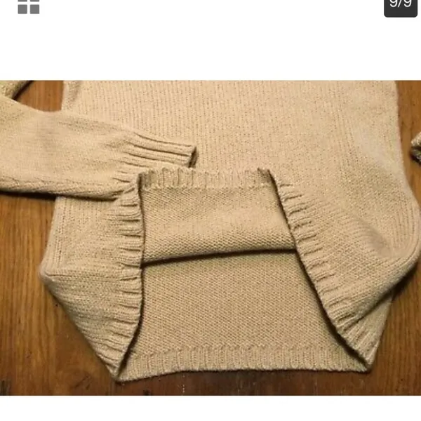 Vtg Banana Republic Women S/M Camel V-neck Sweater - Image 9
