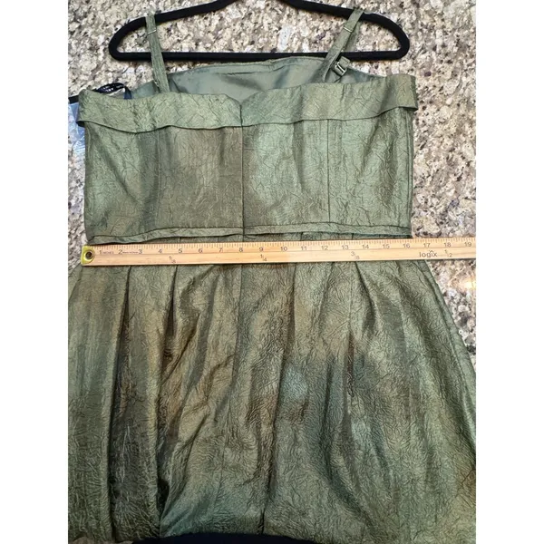Tahari ASL Women's Sleeveless Ball Gown rich olive hue Size 14 Square‎ Neck - Image 10
