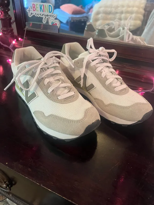 515 New Balance Women’s Sneakers - Image 3