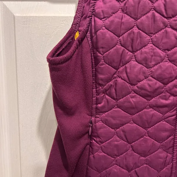 LL Bean Fleece Lined PrimaLoft Quilted Vest Womens‎ Small Magenta Berry Gorpcore - Image 2