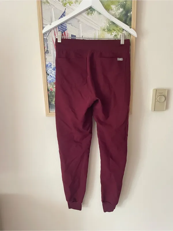 Figs Zamora Joggers Pants in Burgundy Size XS - Image 5