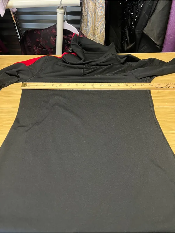 ALALA Race Turtleneck Top Black Red Mesh Thumbhole Athletic Top Size S - Image 12