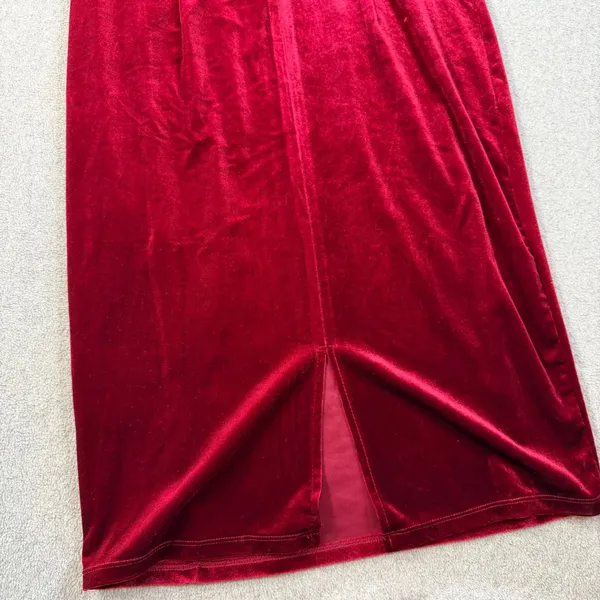 Haute Monde Women's XL Burgundy Velvet Strappy V-Neck Midi Bodycon Dress - Image 10