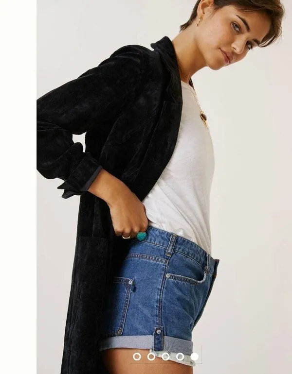 Anthropologie Pilcro Relaxed Denim Shorts Size 32 - Image 4