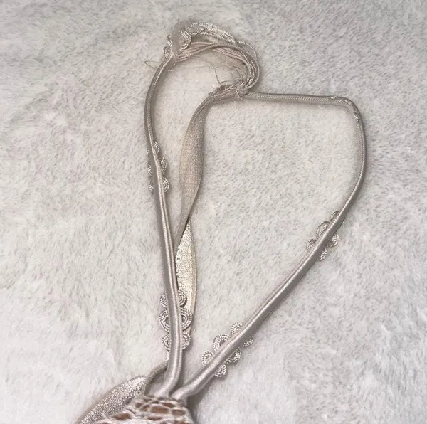 Victoria’s Secret Beige Lace Very Sexy Push Up Bra! - Image 2