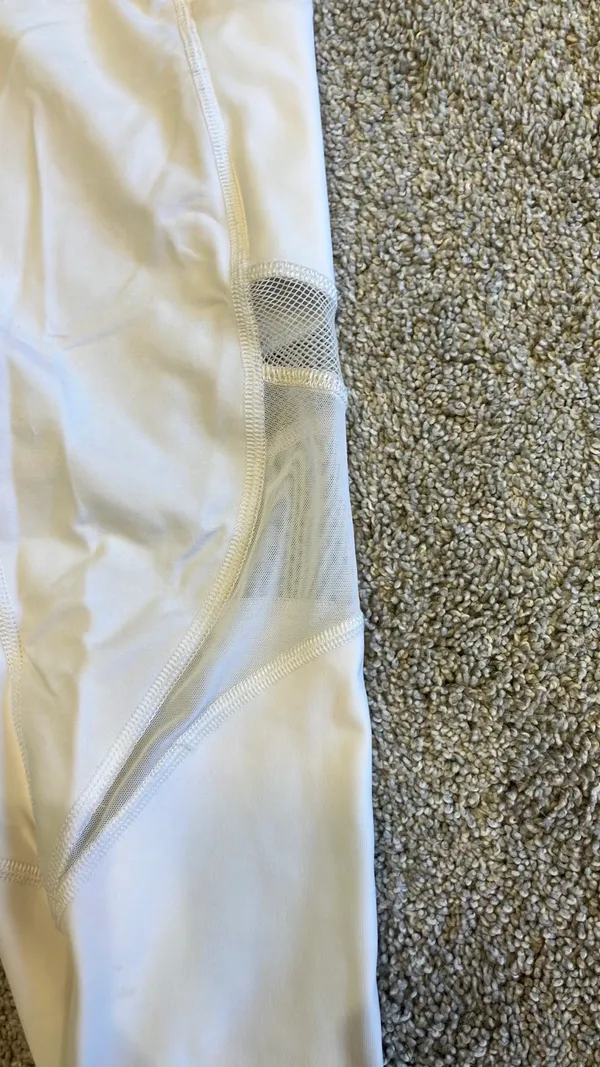 Lululemon White Cropped Leggings With Pockets - Image 4