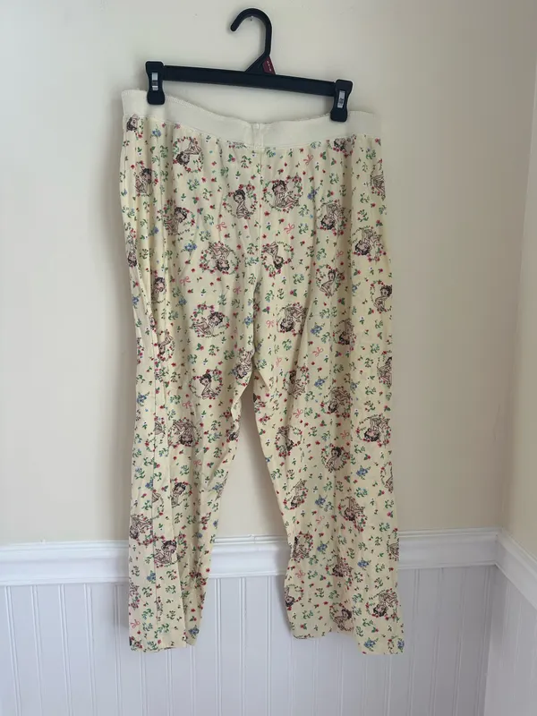 Betty Boop Floral PJs  - Image 8