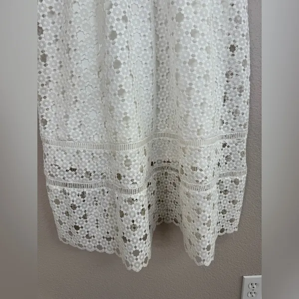Bardot Botanical White Lace Midi Dress in Ivory size 8 Medium $139 Revolve Bride - Image 7