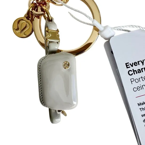 Lululemon Everywhere Belt Bag Key Charm Beech White / Gold - Image 6