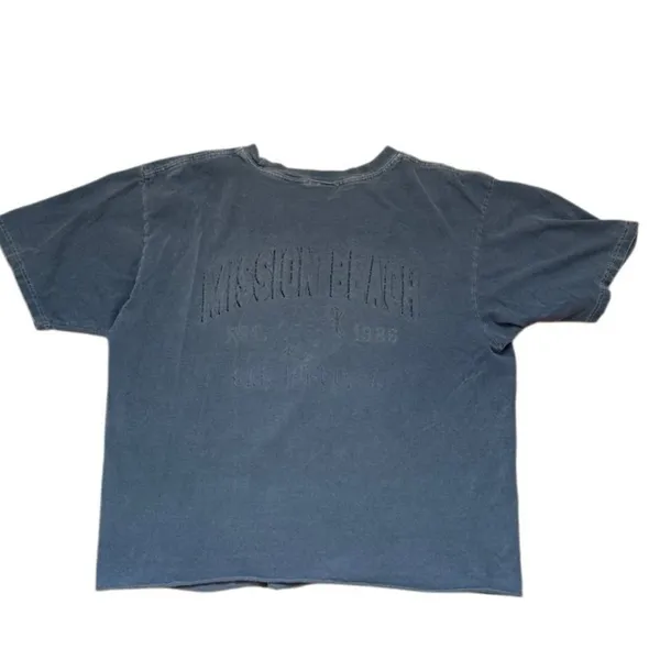 American Vintage Vintage Faded Mission Beach San Diego Blue Tshirt Medium Cropped - Image 2