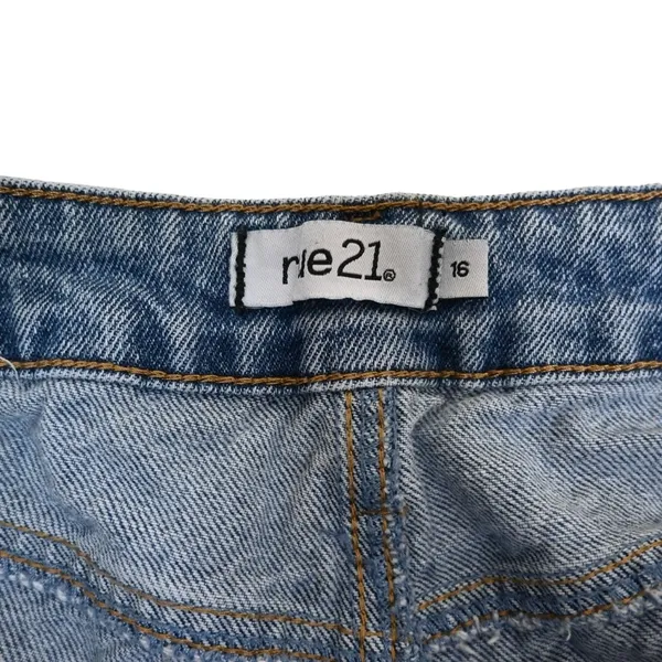 Rue21 Womens 16 Distressed Straight Boyfriend Jean - Image 9