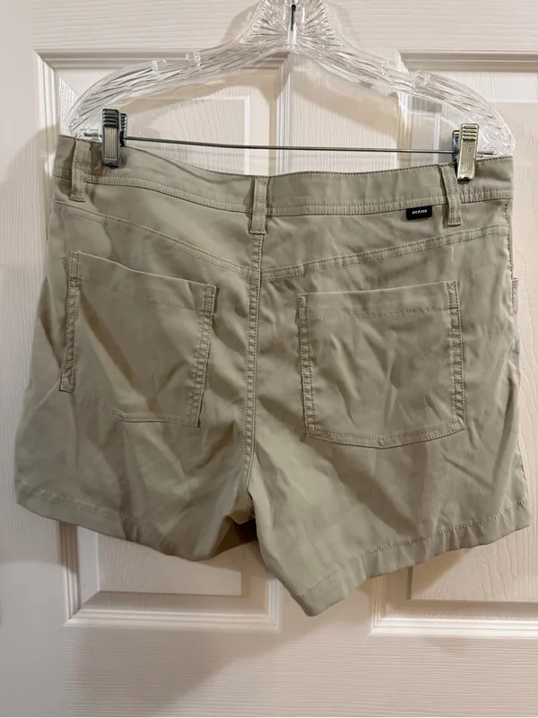 Prana Women's Shorts in Light Khaki - Image 6