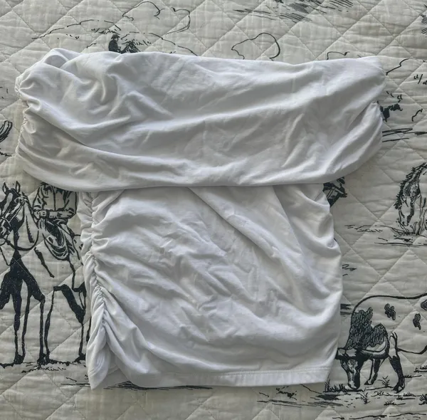 Abercrombie & Fitch Off-Shoulder Top - Image 2