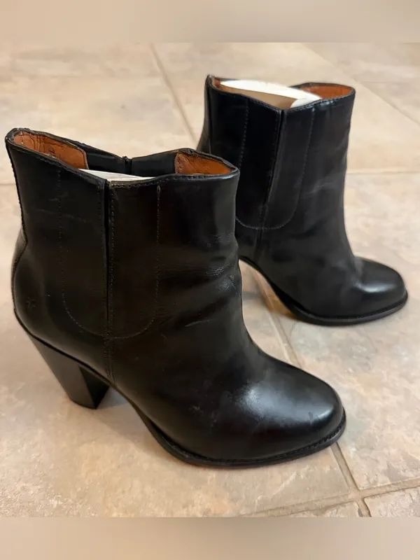 Frye Jenny Jet Black Leather Chelsea Ankle Boots Women’s Size 7 - Image 2