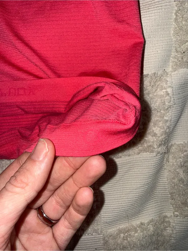 Lululemon Swiftly Tech Relaxed-Fit Cropped Polo Lip Gloss‎ size 0 - Image 2