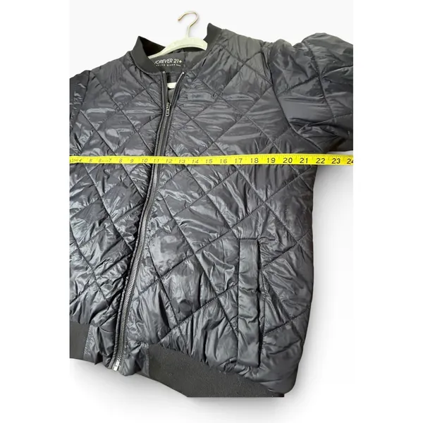 Forever 21+ Women Black Quilted Bomber Jacket Plus Size XL Full Zip Lightweight - Image 6
