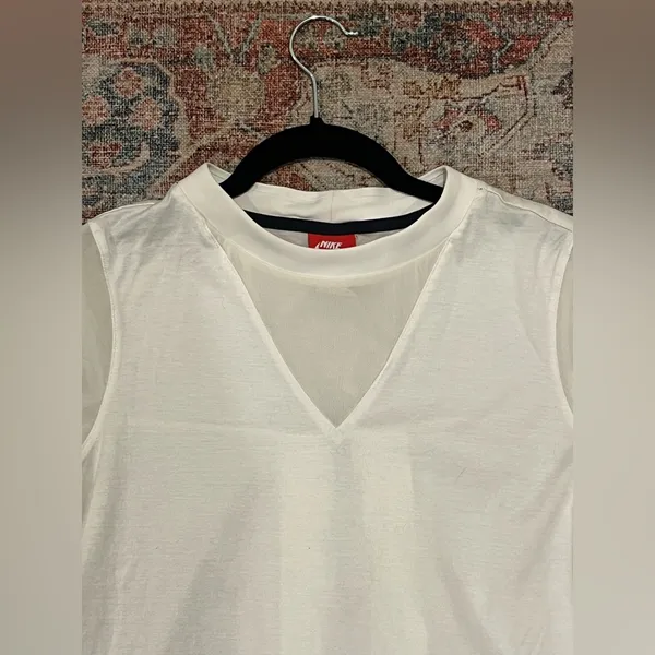 Nike Women’s Bonded Half-Sleeve Top - Image 4