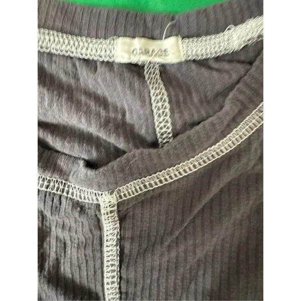 Garage Gray crop top - Image 7