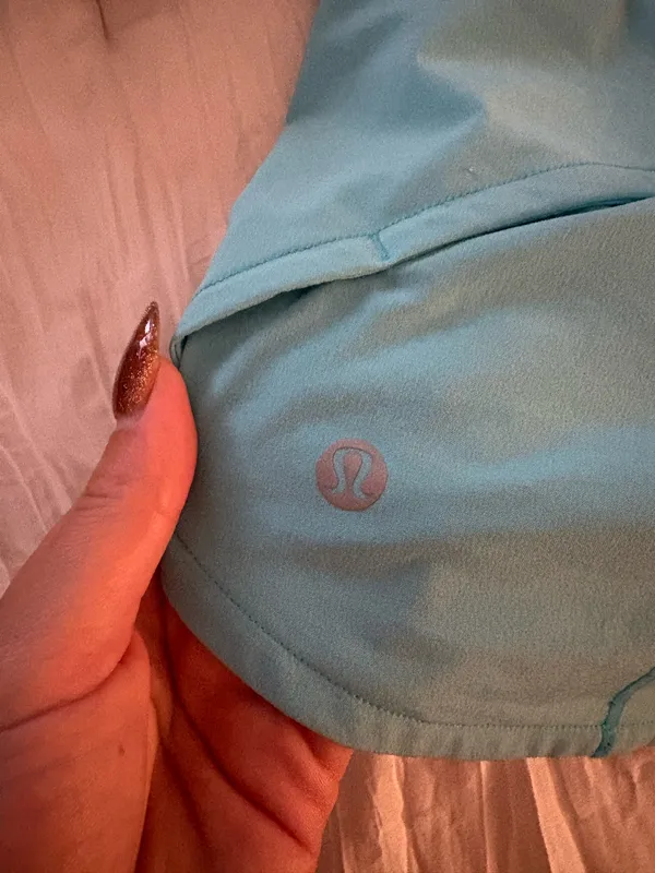 Lululemon Speed Up Shorts 2.5" High-Rise - Image 3