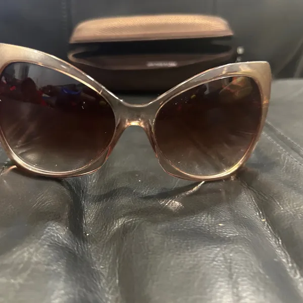 Chic Brown Sunglasses - Image 11