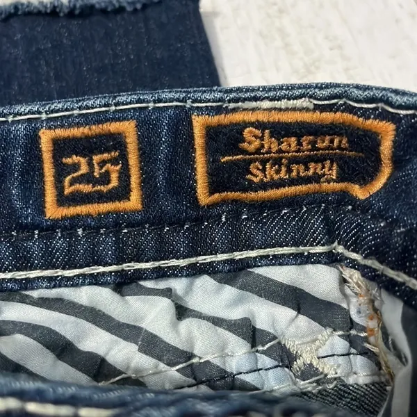 Rock Revival Sharon Skinny Raw Hem Jeans Size 25 - Image 9