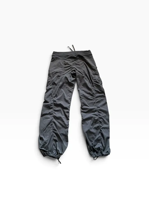 Lululemon dance studio pants grey mid rise unlined size 8R - Image 3