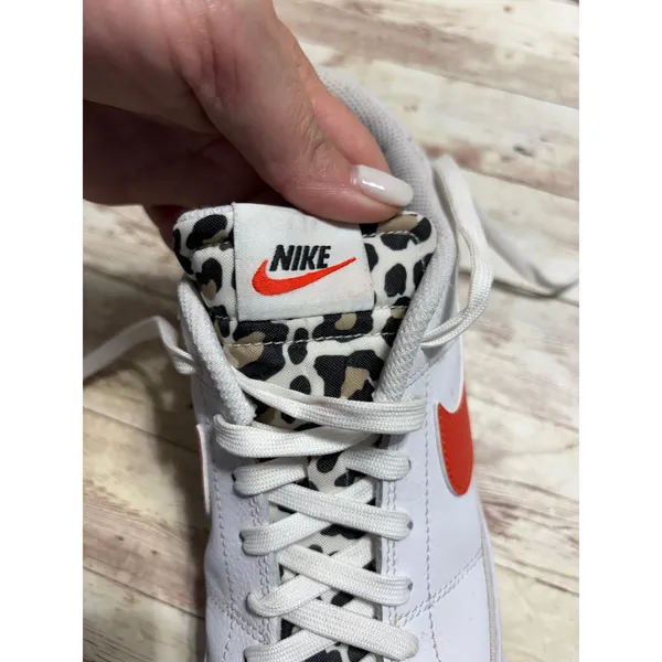 Nike Court Legacy Lift Sneakers Women's Size 10 Orange White Platform - Image 5