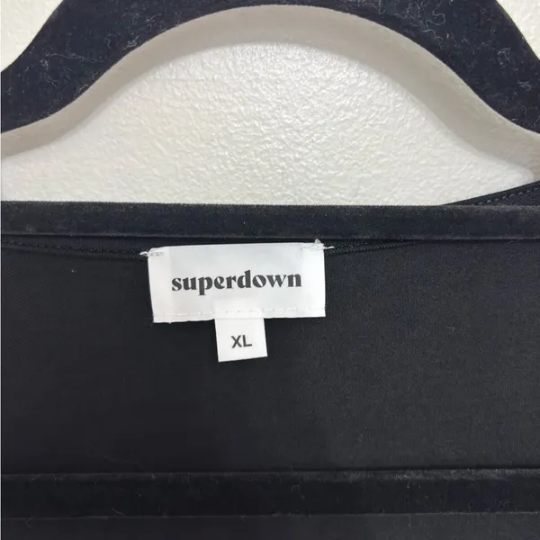 NEW Superdown Matilda Crop Wrap Long Sleeve Top in Black - Size XL - Image 8