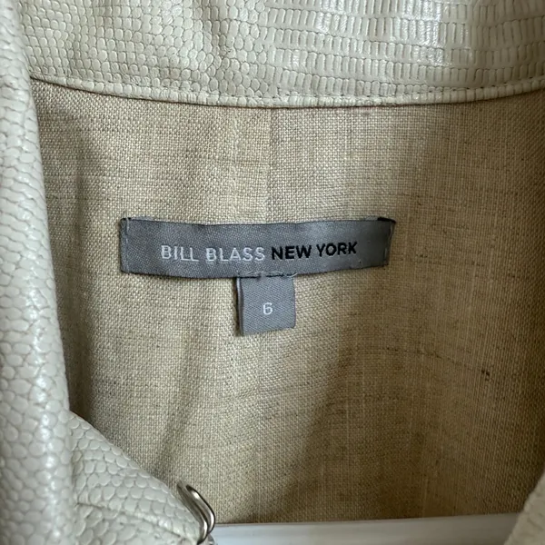 Bill Blass New York Unique VTG 90s Y2K Trench Coat Size 6 Luxury Faux‎ Leather - Image 6